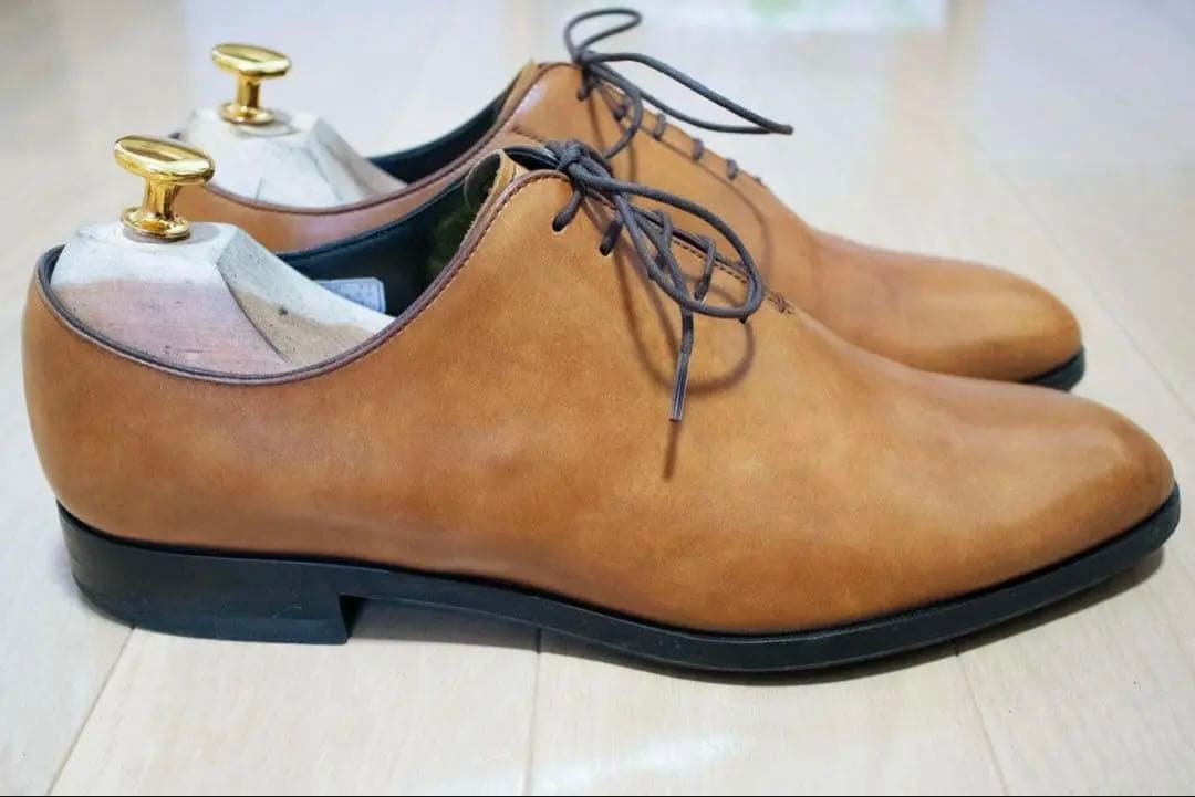 リーガル　ホールカット　ブラウン