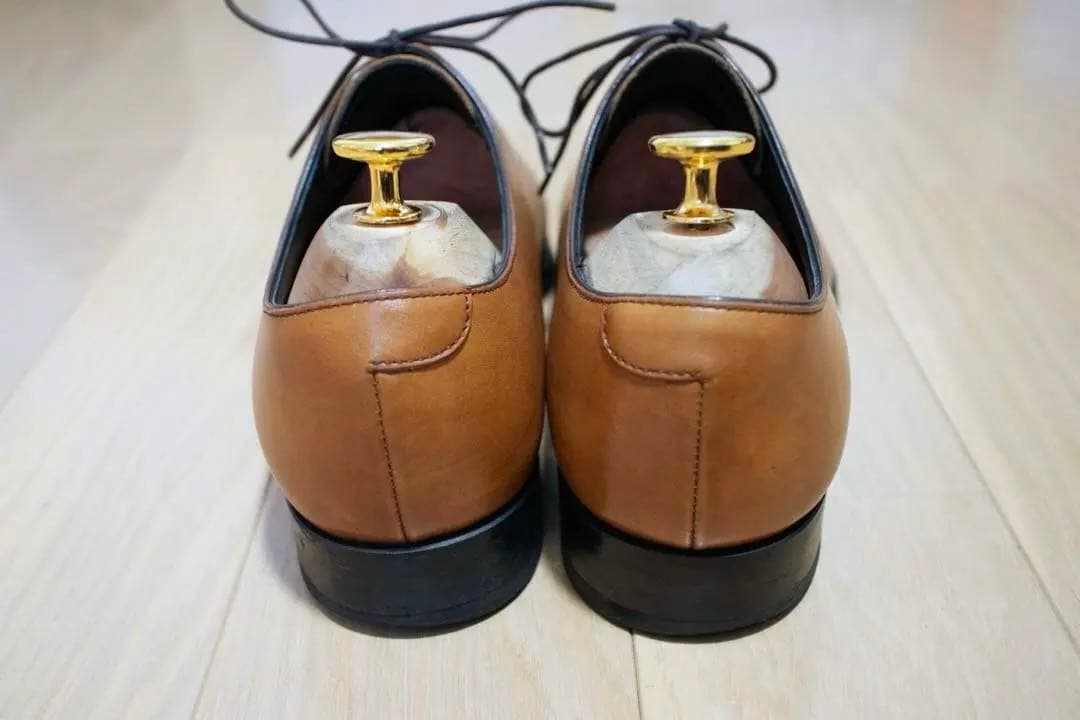 リーガル　ホールカット　ブラウン