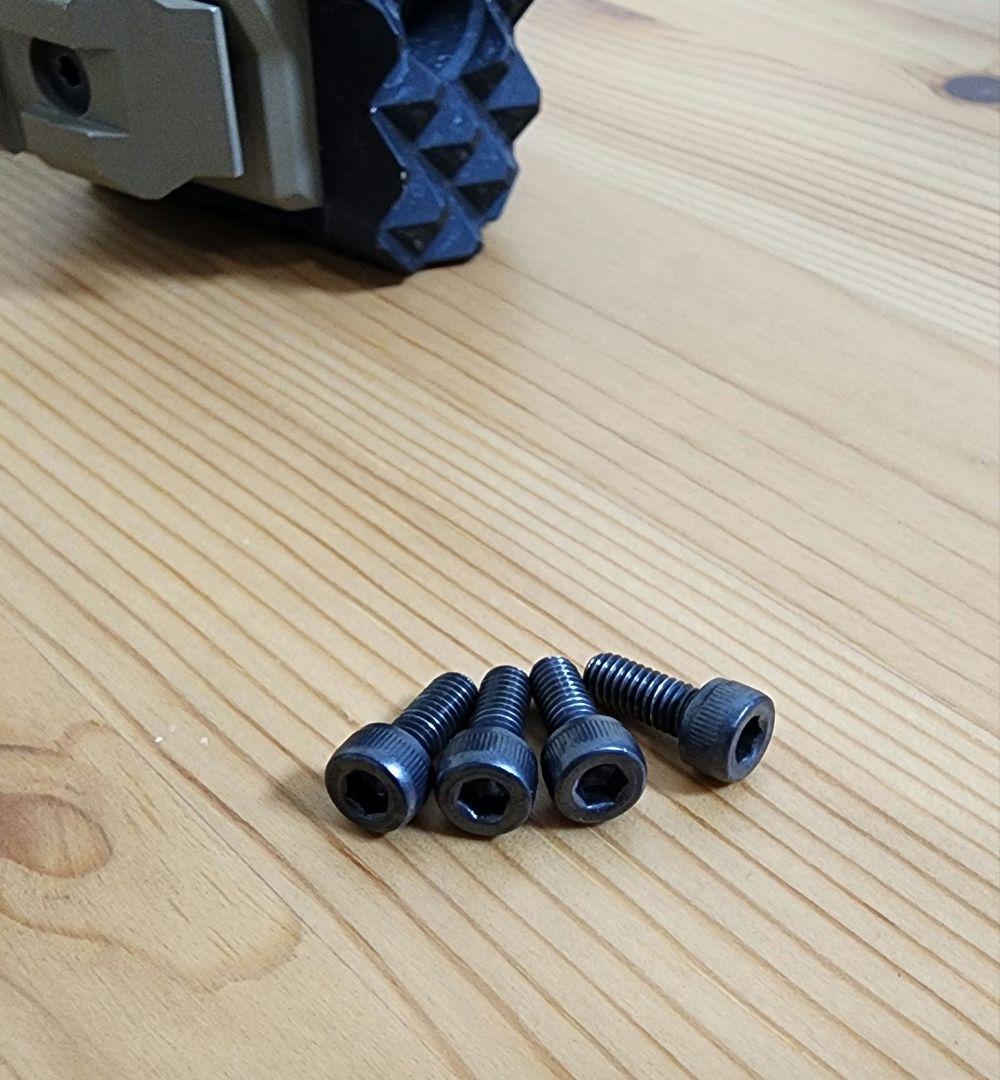 KRISS VECTOR ストライク レイルシステム