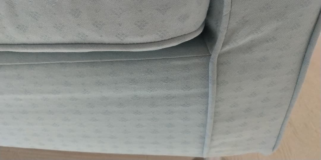 ローラアシュレイ お洒落ソファ 2人がけ フェミニン 高級 綺麗