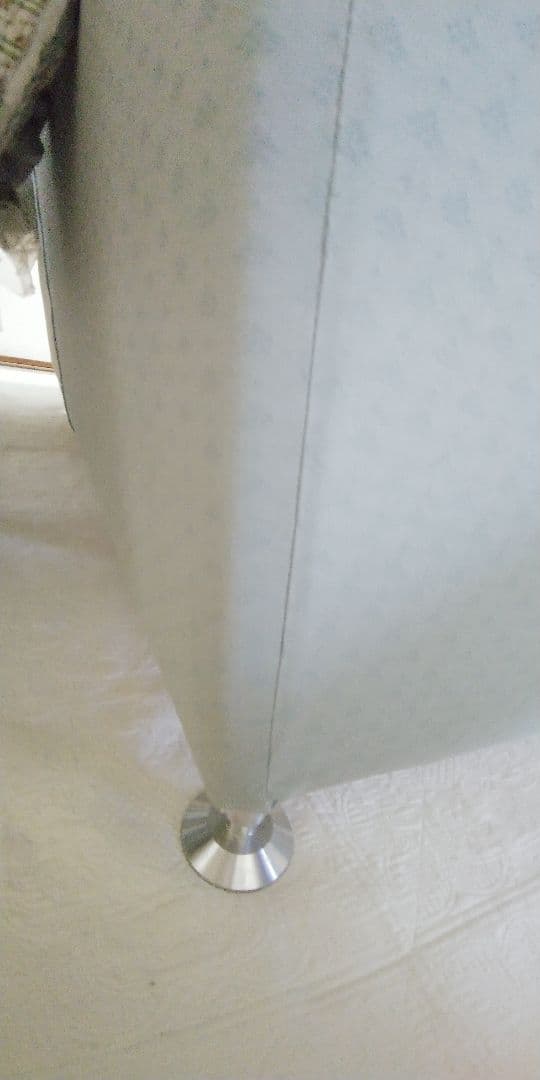 ローラアシュレイ お洒落ソファ 2人がけ フェミニン 高級 綺麗