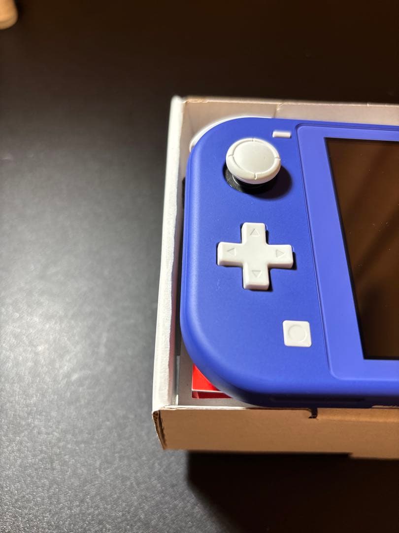 Nintendo Switch Lite 青色 未使用に近い