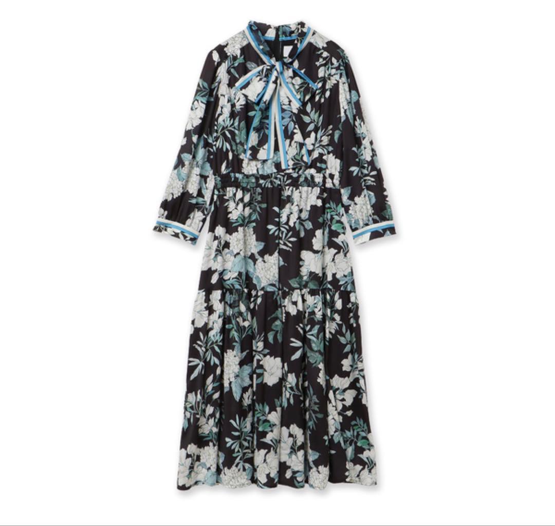 オーディアミューズ　アジサイプリントワンピース