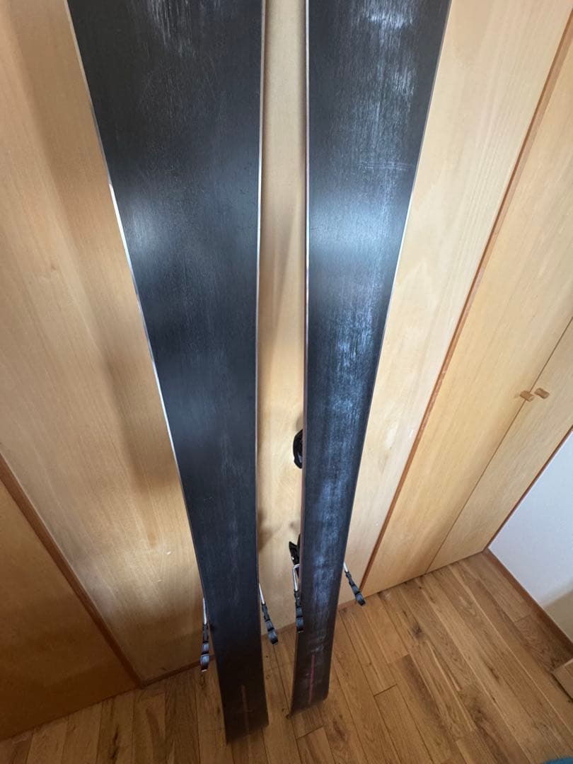 LINE スキー板 Markerバインディング付き