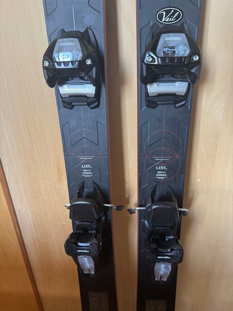 LINE スキー板 Markerバインディング付き