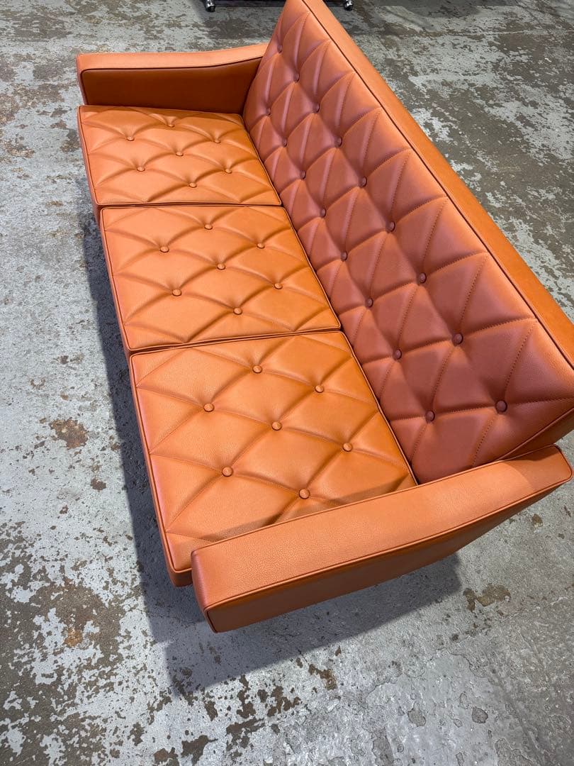 【カリモク60】ロビーチェア 3シーターリーベルブラウン