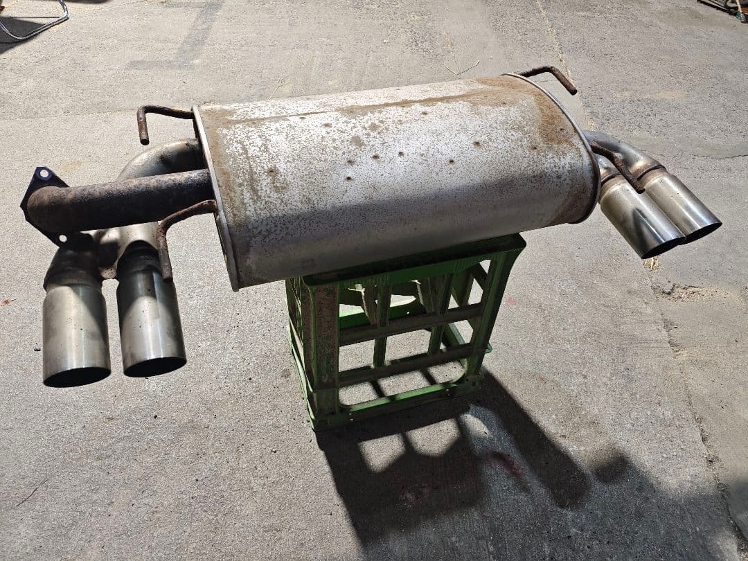 スバルインプレッサwrxsti grb スペックc 純正マフラー リアピース