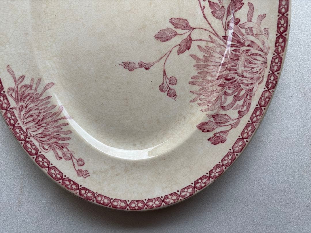 クレイユモントローTURENNE（チュレンヌ）赤オーバル皿　クレイユモントロー赤