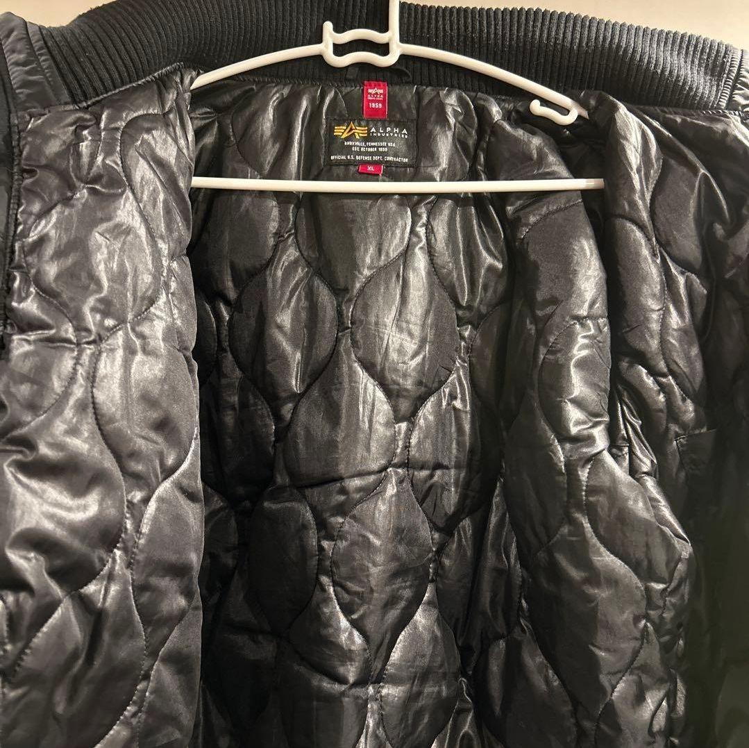 ALPHA MA-1スタイル 黒ジャケット フード付き XL