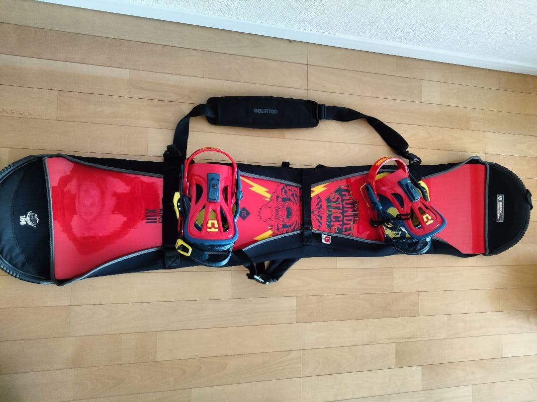 スノーボード三点セット キャリーバッグ、ソフトケース付き