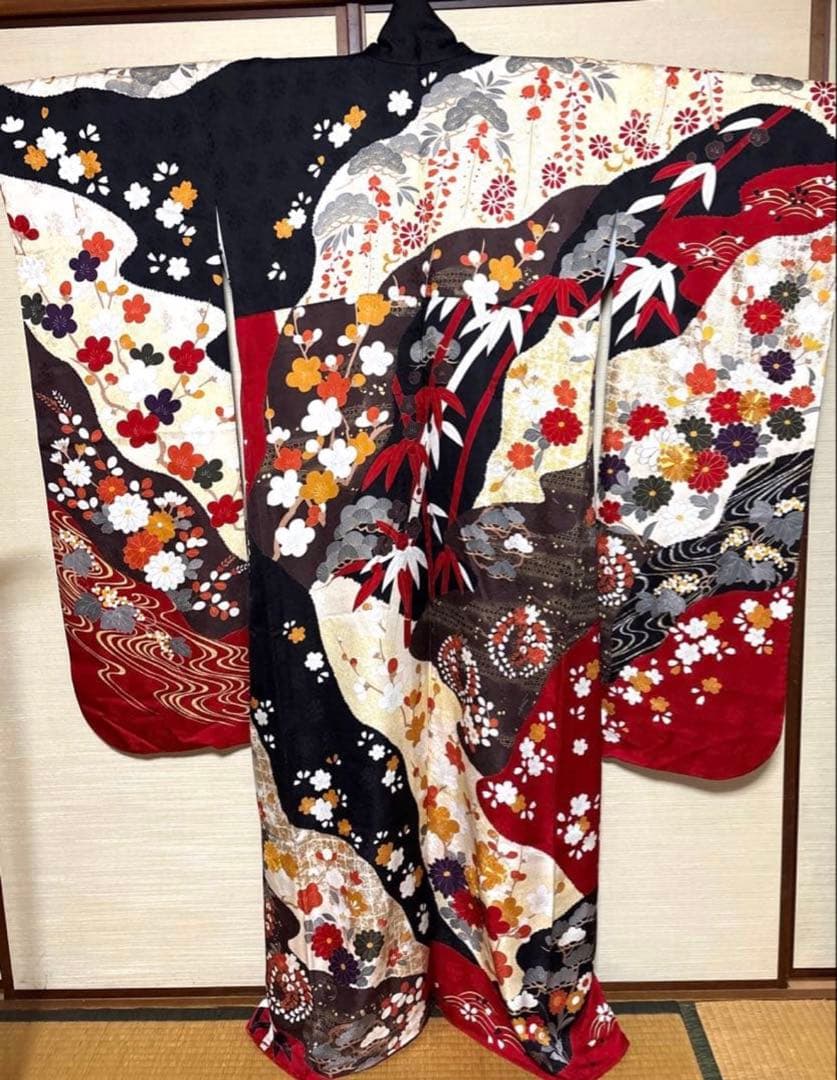 黒✕赤 松竹梅 四季の花々 振袖 身丈162