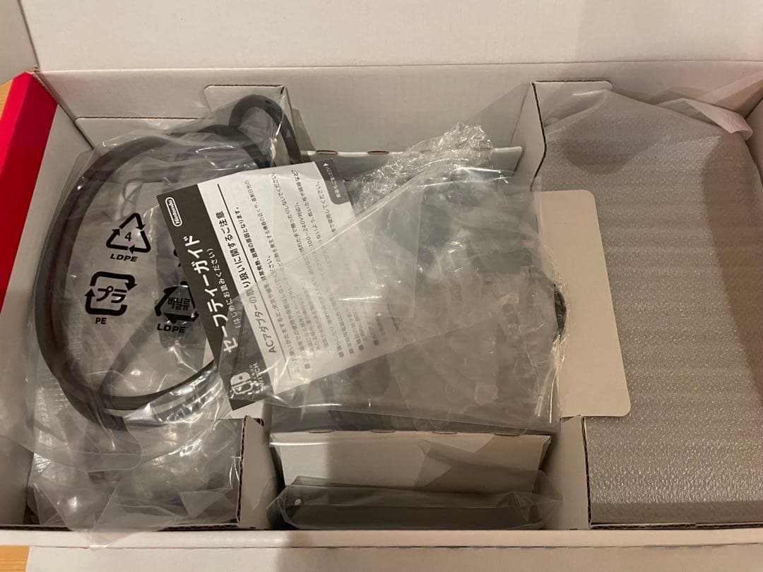 【美品】Nintendo Switch 本体　付属品