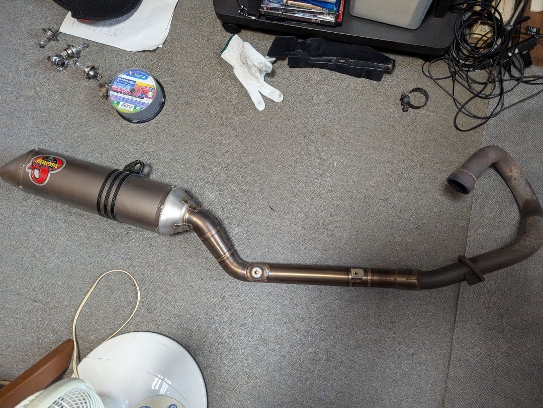 dr-z400sm drz400 アクラポビッチ fmf マフラー