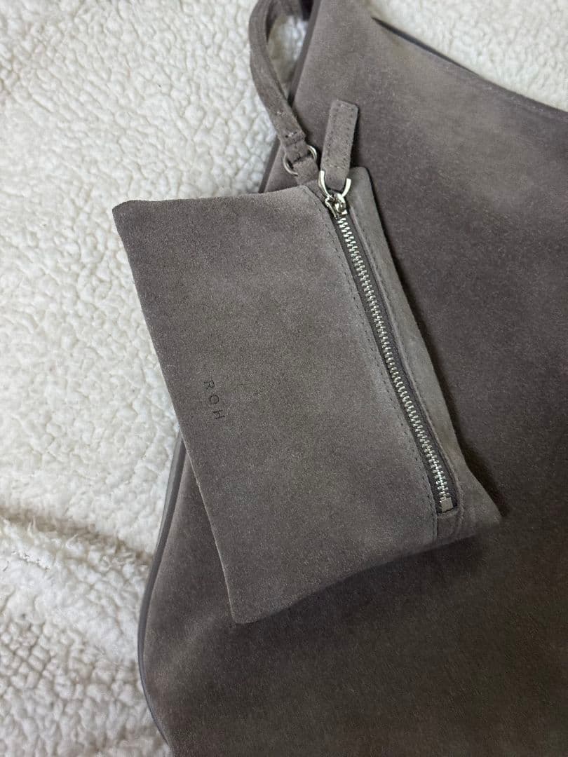 【新品タグ付】ROH SEOUL PULPY HOBO BAG SUEDE