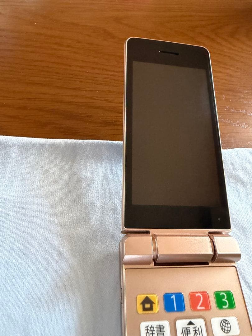 SoftBank かんたん携帯11 A207SH ゴールド 美品