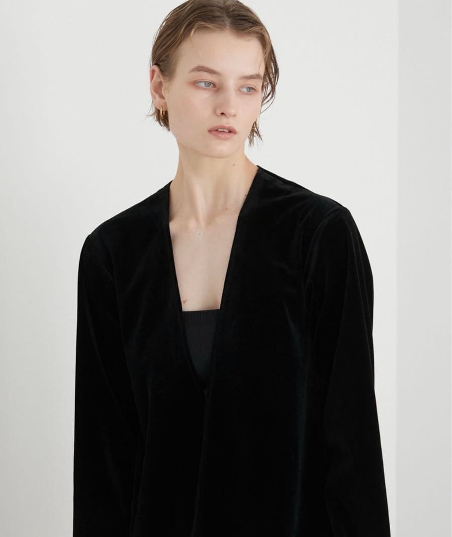 【LA PEAU DE GEM】 ベロアVネックワンピース BLACK