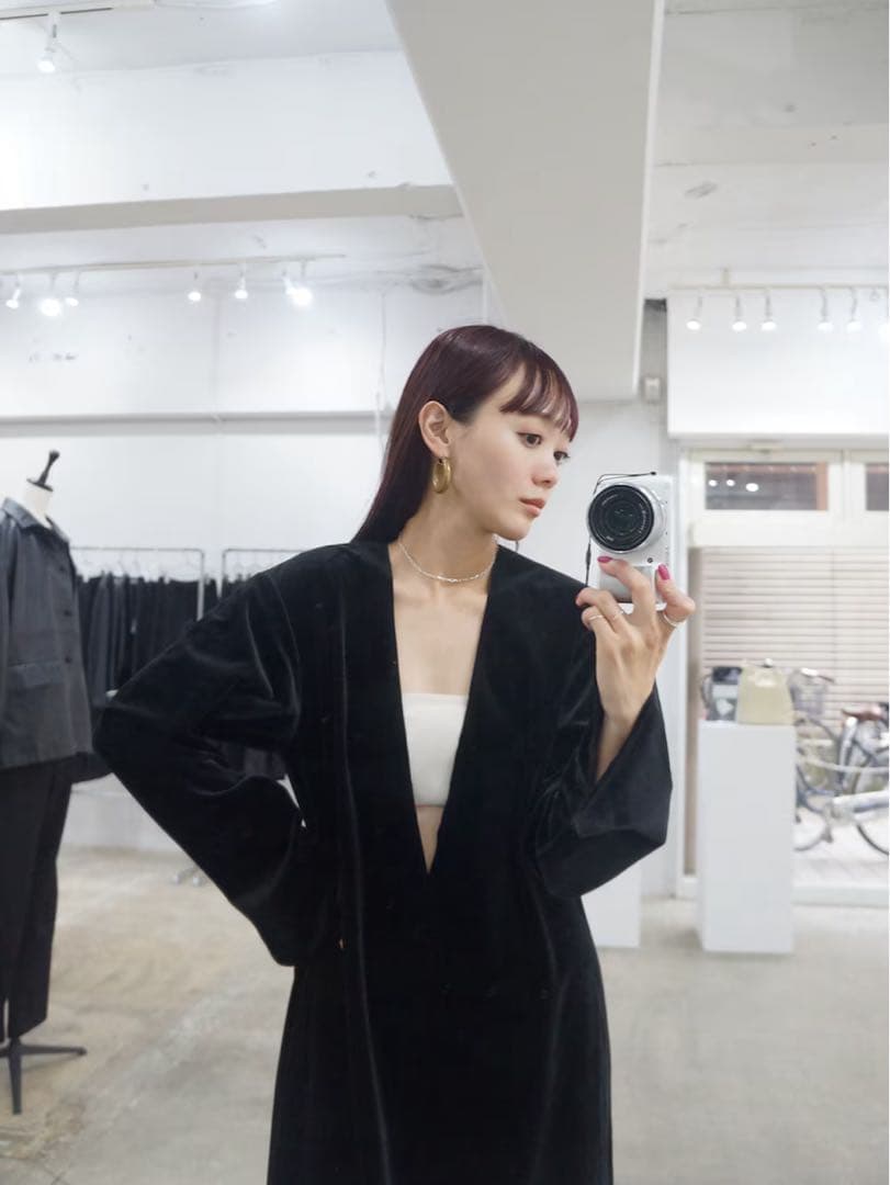 【LA PEAU DE GEM】 ベロアVネックワンピース BLACK