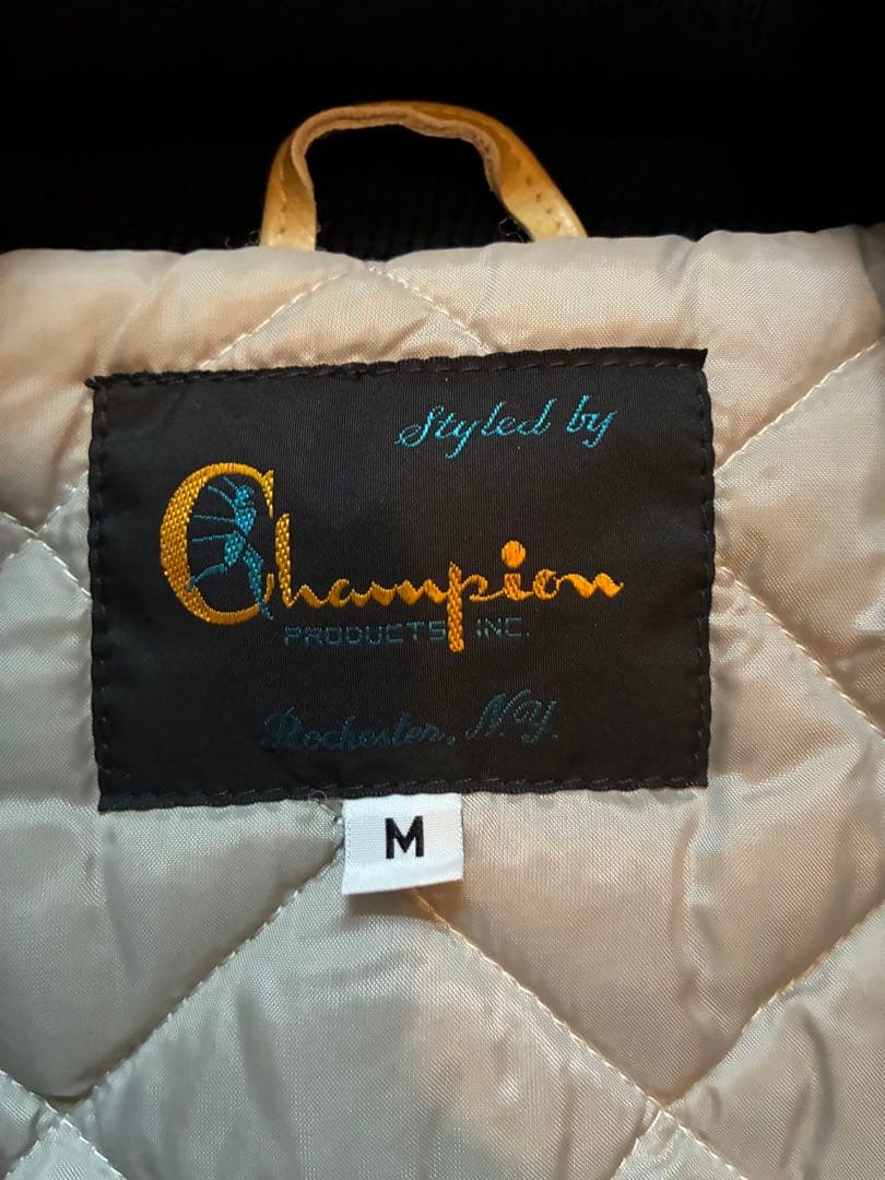 チャンピオン　champion BUDDY アワードジャケット　スタジャン
