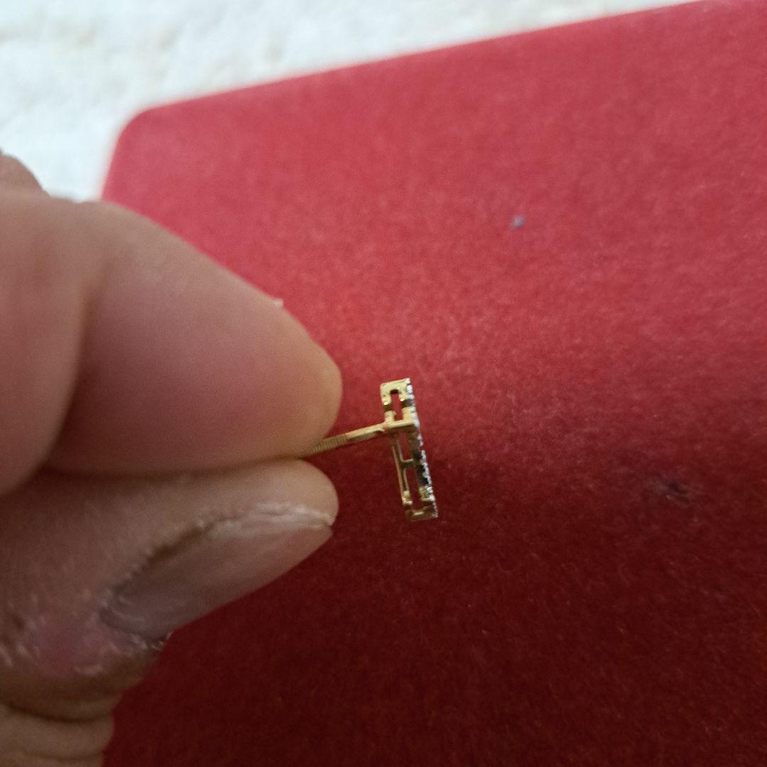 アバランチ　avalanche 10k　イエローゴールド　ピアス