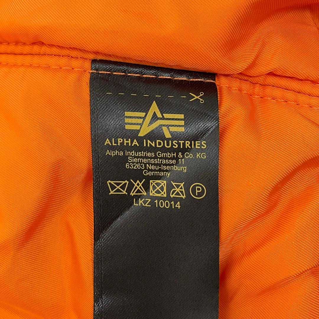 ち*げ様 ALPHA INDUSTRIES ブラック NASAフライトジャケット