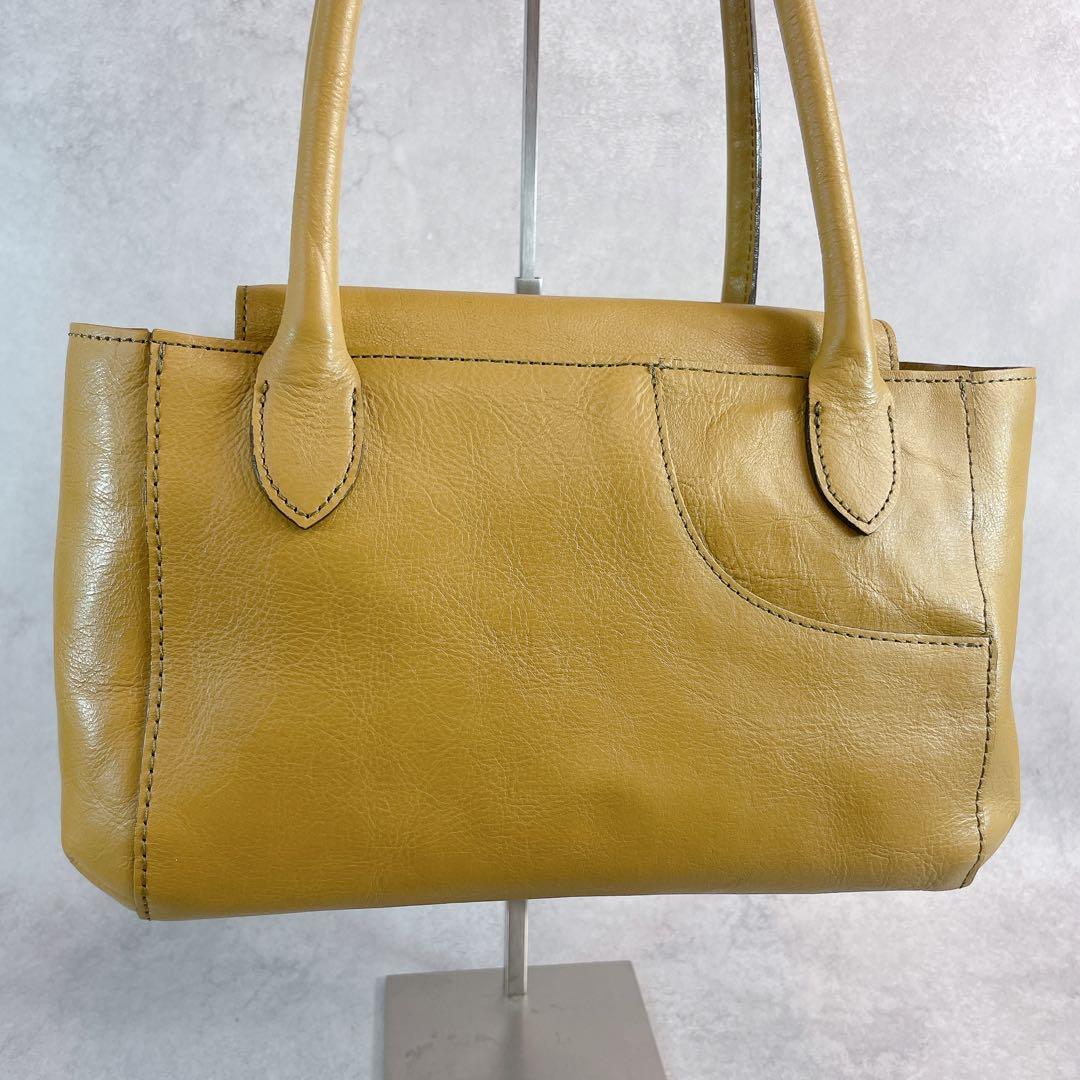 Roberta di Camerino ロベルタディカメリーノ　ショルダーバッグ