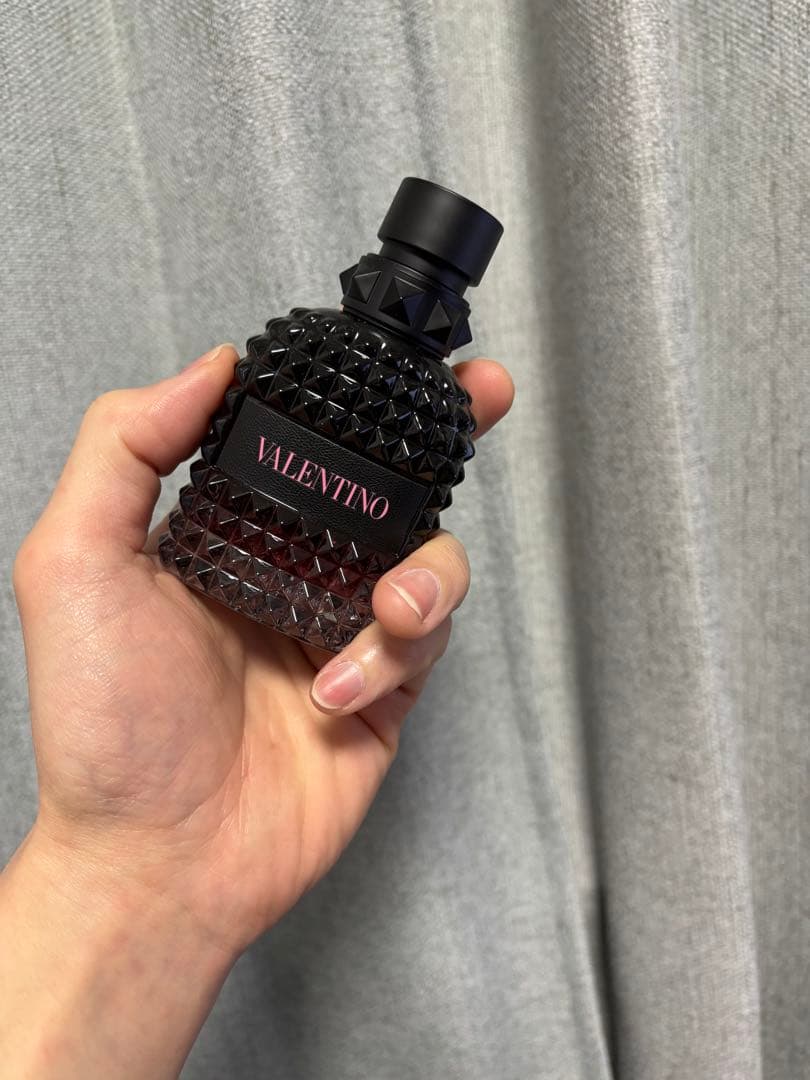 香水(ユニセックス) VALENTINO BORN IN ROMA INTENSE 50ml