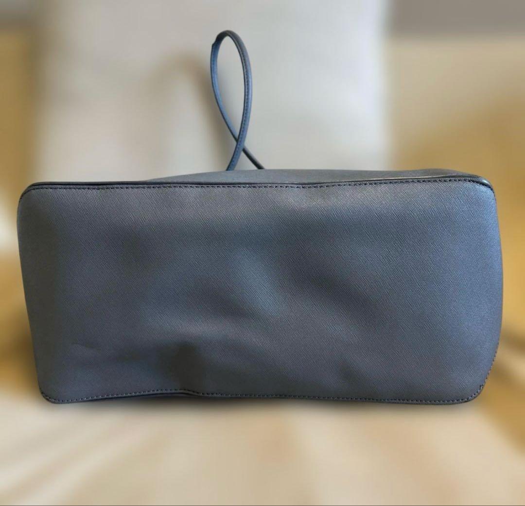 K*oMARC JACOBS マークジェイコブス　トートバッグ　牛革　A