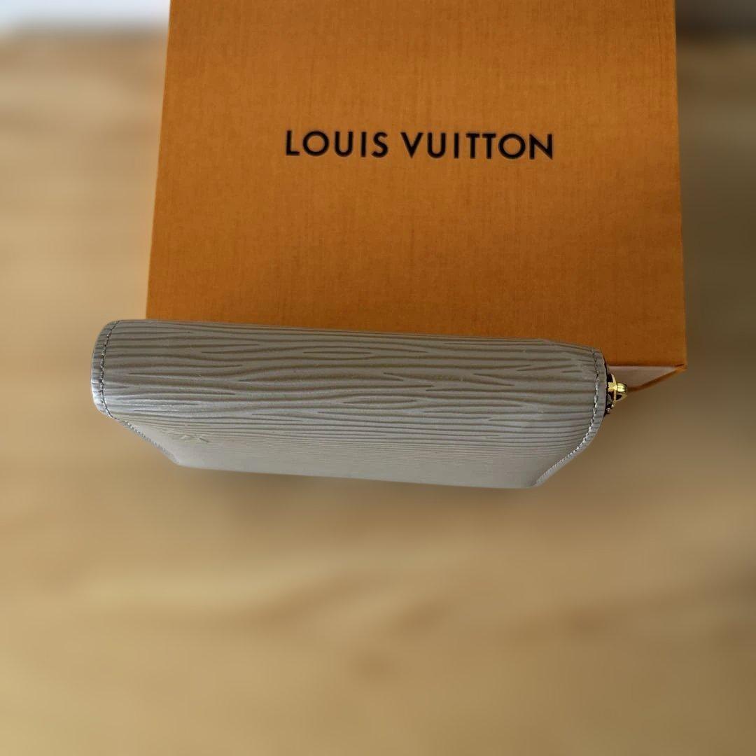 ルイヴィトン　ジッピーパース　ミニ財布