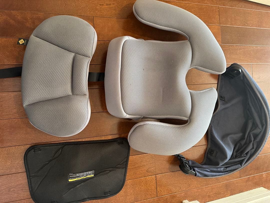 コンビ　クルムーヴ　アドバンス　チャイルドシート　ISOFIX エッグショック