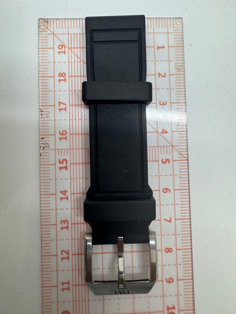 IWC ブラックラバーベルト 箱などあり