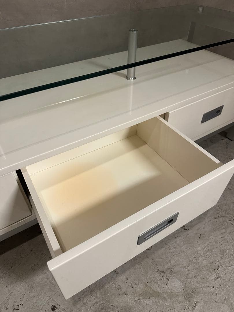 【東京都内23区配送無料】定価8万円　ニトリ　ガラス　ローボード　テレビ台　棚