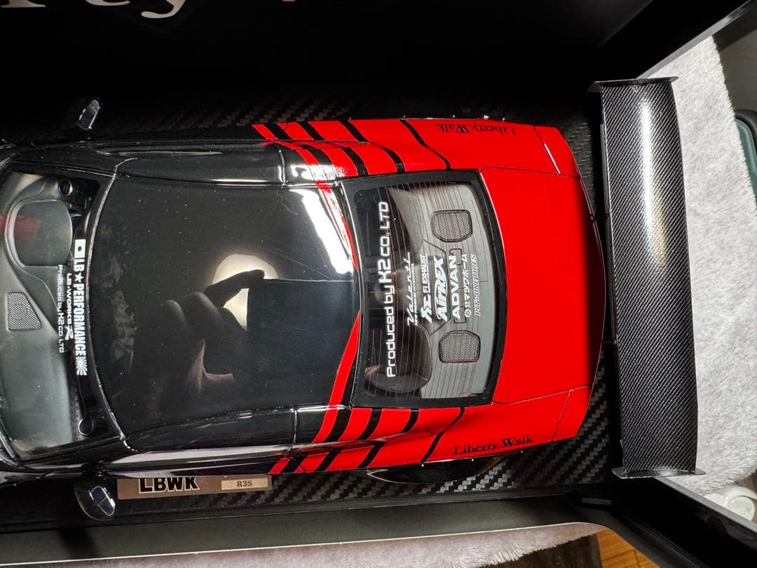 絶版 Nissan GT-R R35 Liberty Walk 1/18