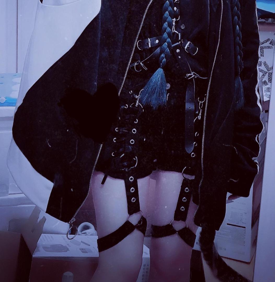 アミリージュ ガーターベルト付きショートパンツ