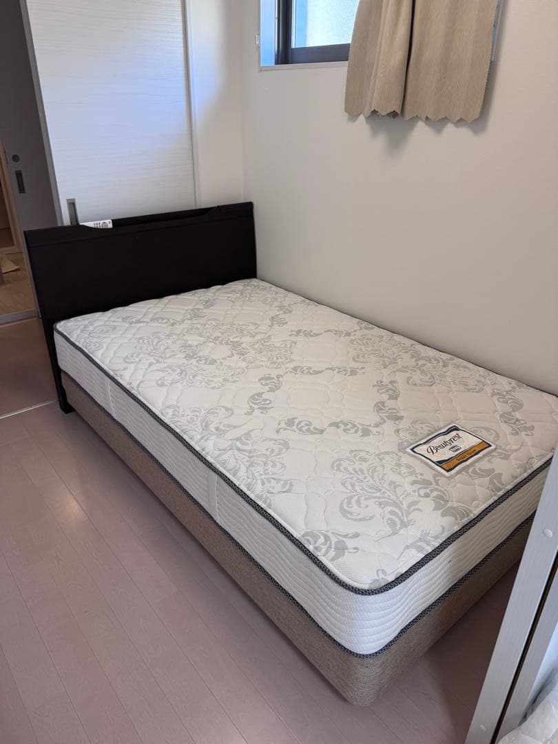 【セット】SIMMONS セミダブルマットレス＋ベッドフレーム