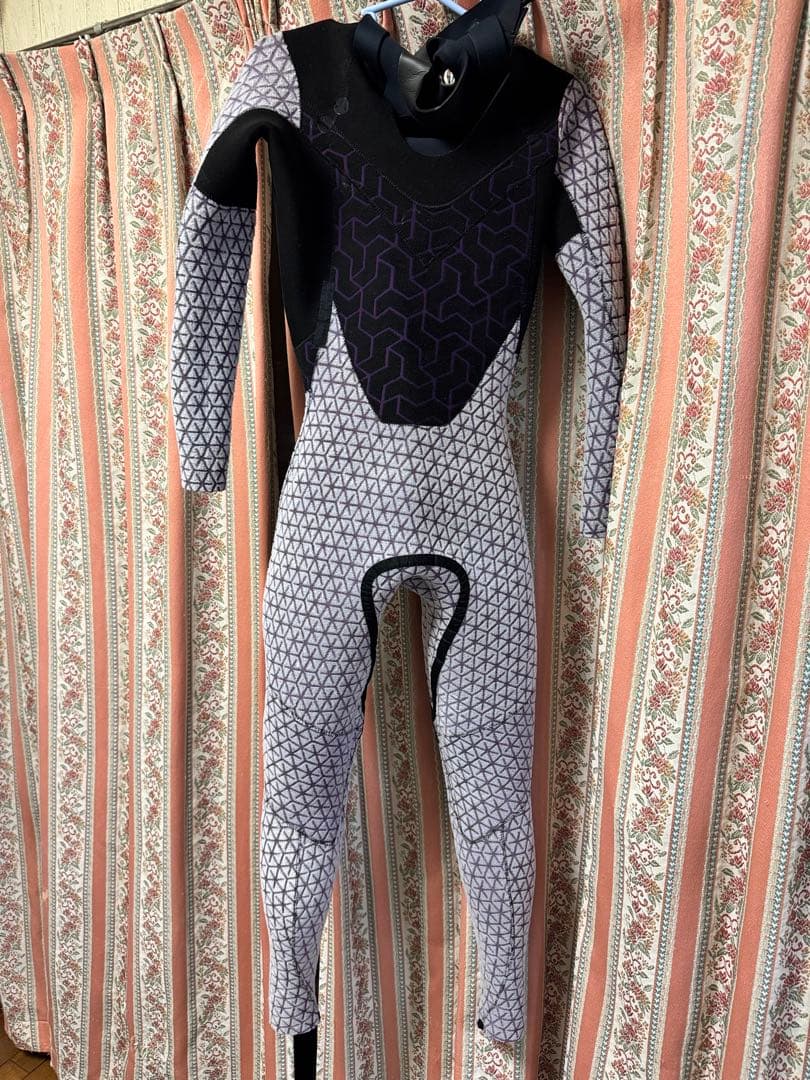 ビラボン　ウェットスーツ　5ミリ　ML