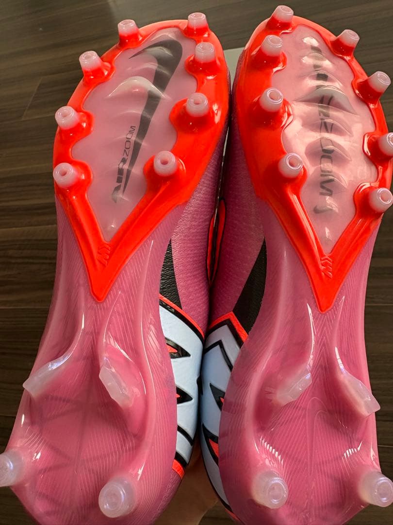 新品　値下げ不可　NIKE ズームマーキュリアルヴェイパー16 26.5