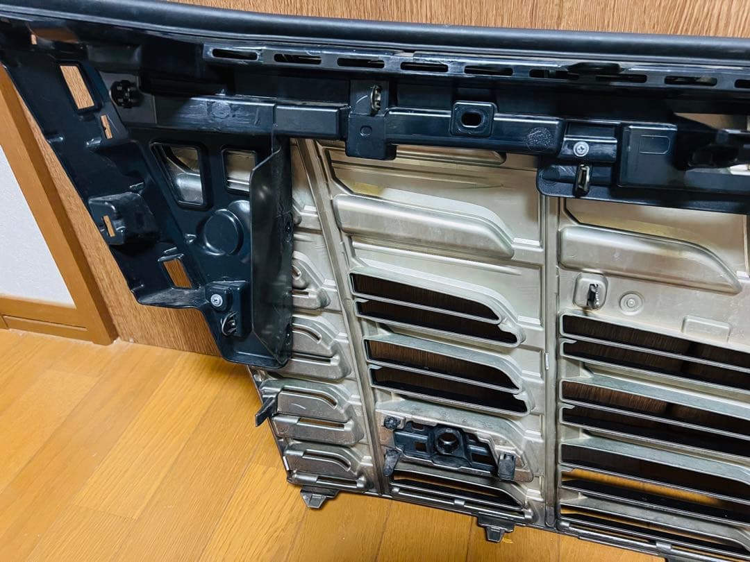 30アルファード前期　フロントグリル　タイプブラック　スモークメッキ