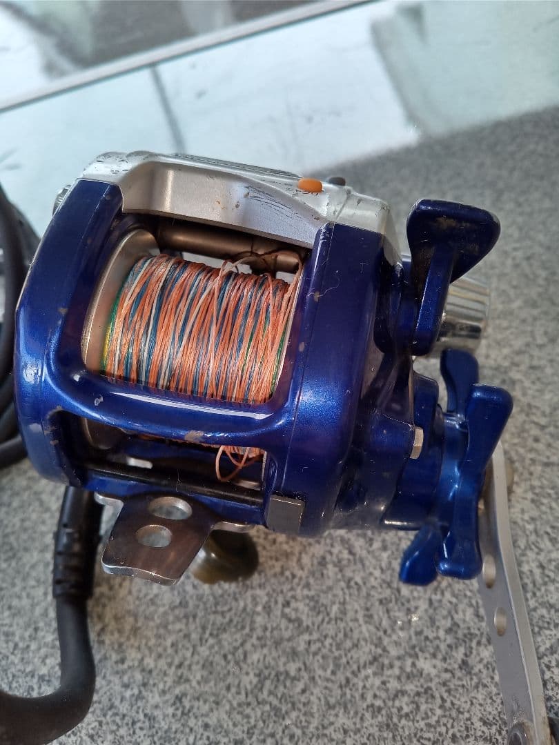 Daiwaハイパータナコン400FBe電動リール