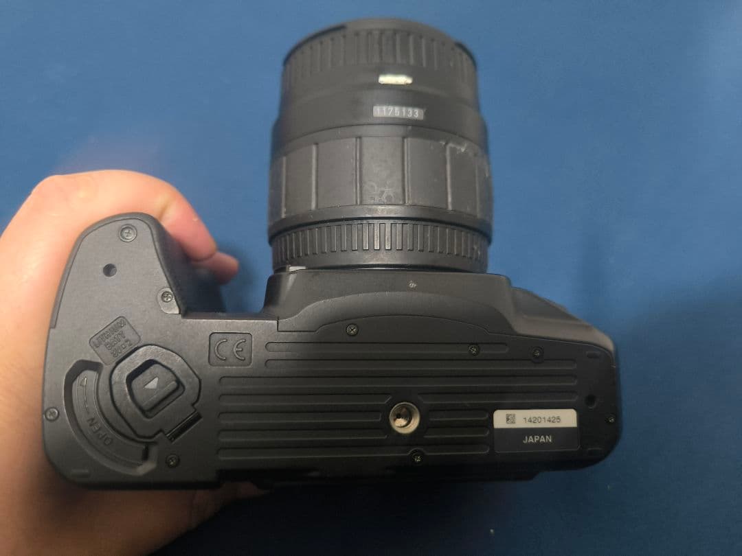 ジャンク品　MINOLTA α7 一眼レフカメラ 28-80mmレンズ付き