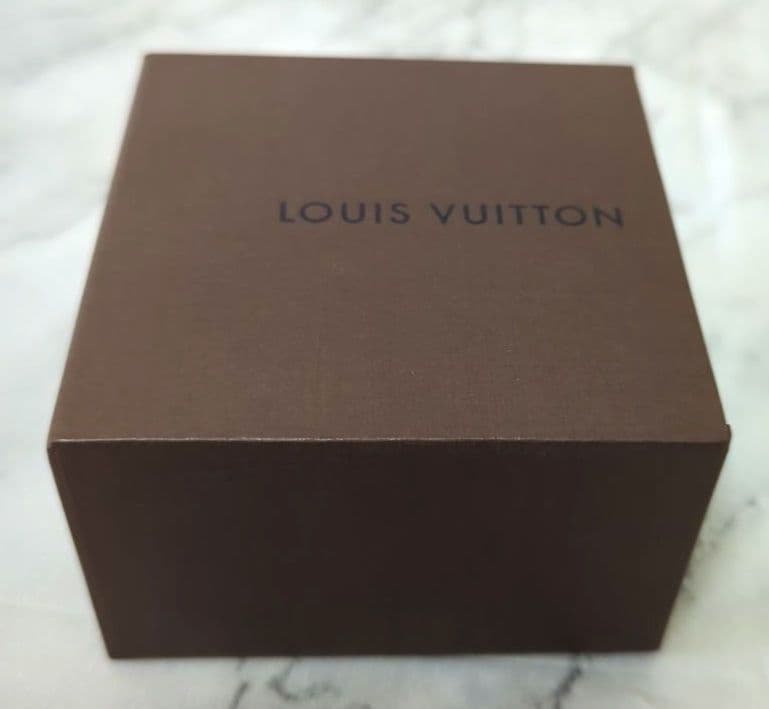 【未使用】ルイ・ヴィトン\"　カフスボタン&専用ケース