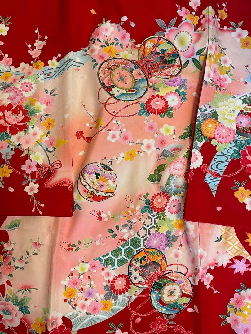 最終値下げ‼️【新品】お宮参り 正絹　赤色　女の子　七五三