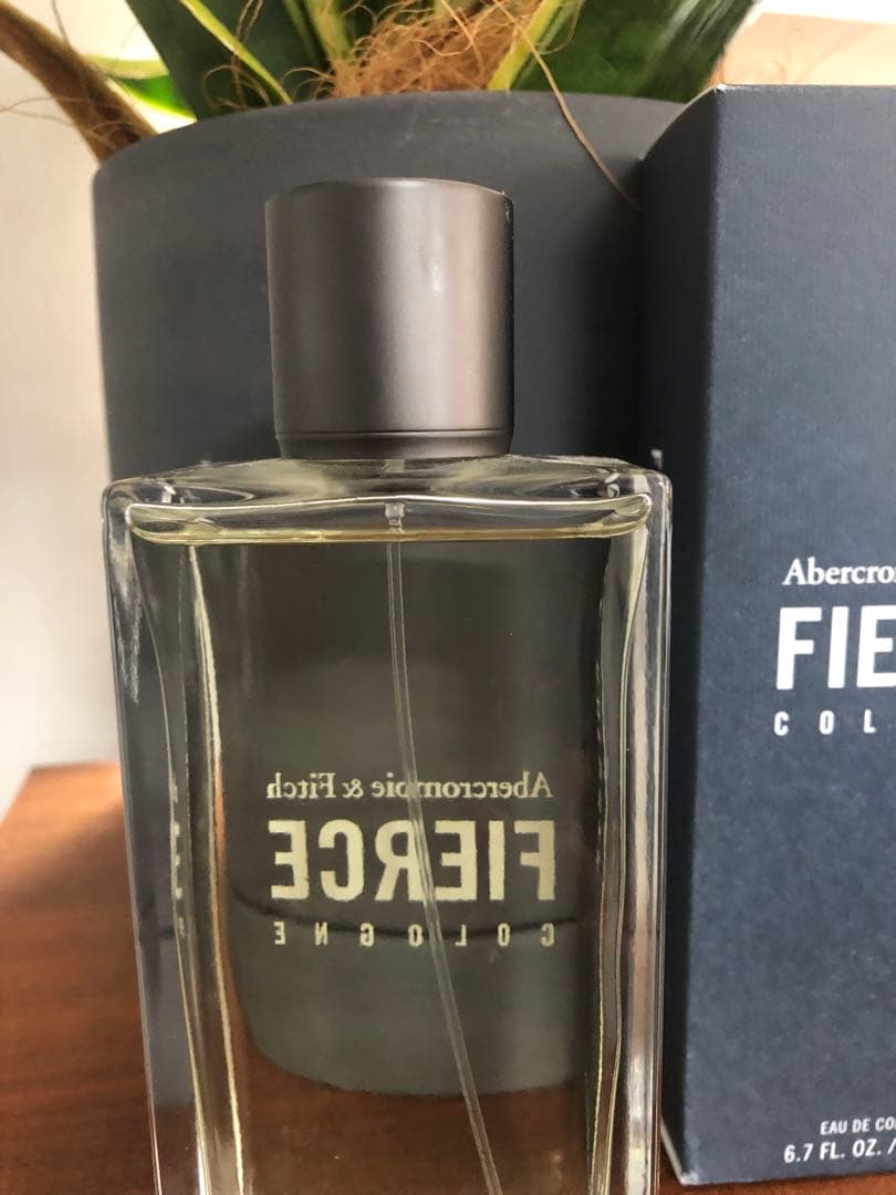 アバクロ　フィアスAbercrombie & Fitch FIERCE 200