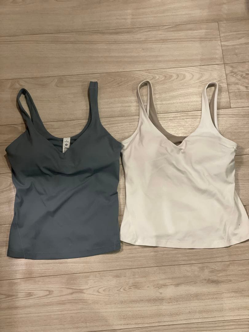 ルルレモン　カップ付きタンク　8