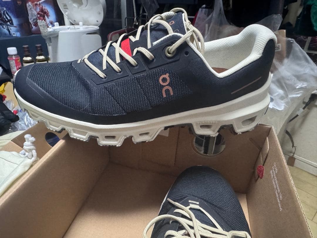 未使用品　LOEWE ロエベ ×On Cloudventure スニーカー