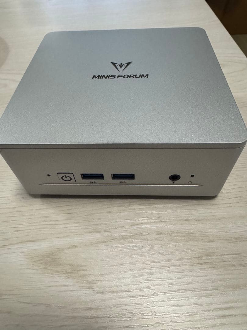 MINISFORUM UM870 Slim ミニpc
