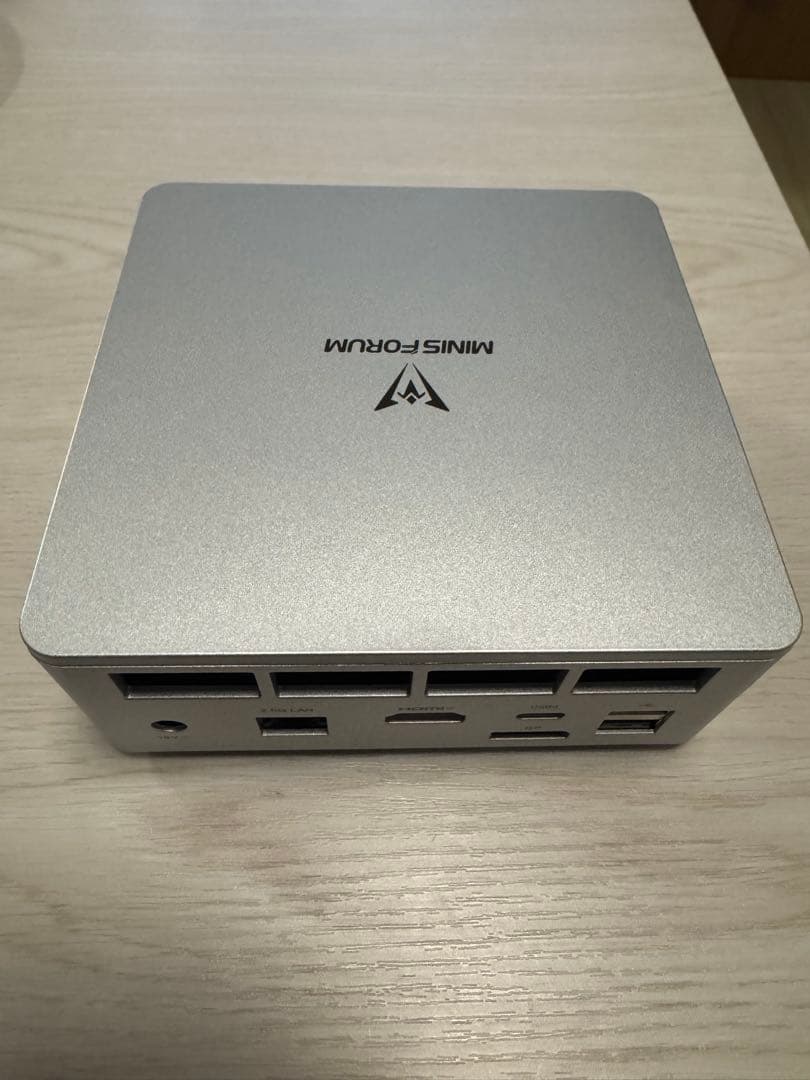MINISFORUM UM870 Slim ミニpc