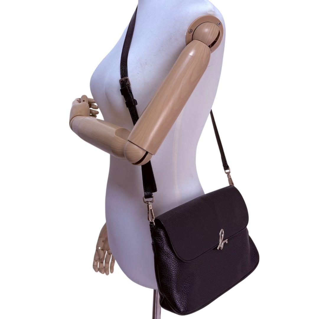 【美品】agnes b. アニエスベー　フラップ　レザー　ショルダーバッグ　金具