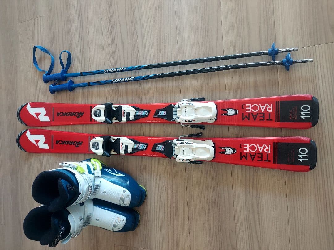 キッズ　スキー板110　ブーツ22.5　ノルディカ