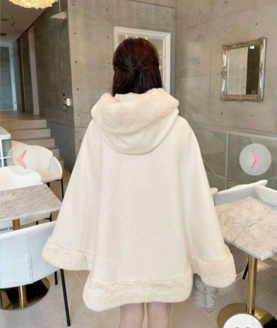 cherimi シェリミー フードファーリボンポンチョ