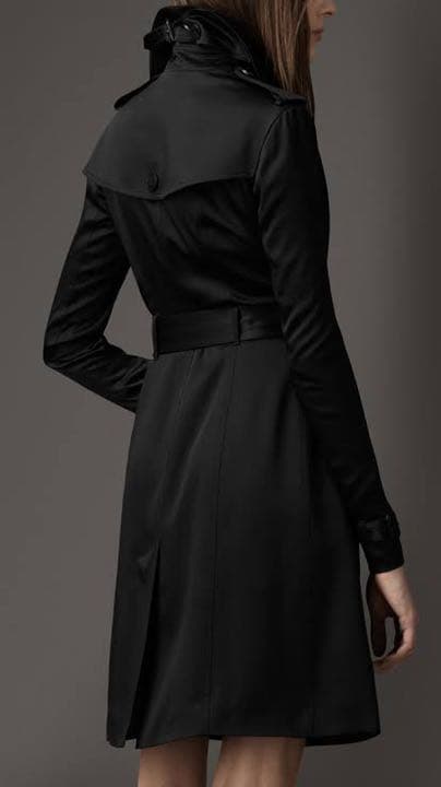 〈Burberry〉バーバリー トレンチコート